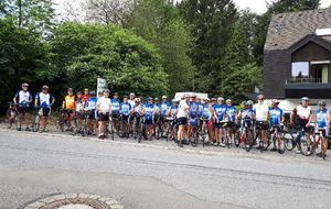 Arrivée Gévelsberg avec les cyclos allemandss