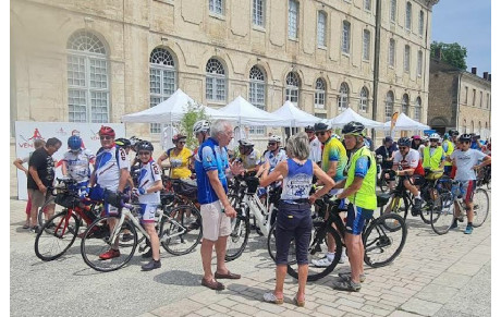 Bonne participation des cyclotouristes sur les routes du Vendômois ce week-end.